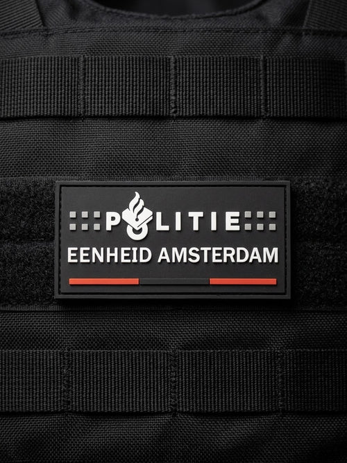 3D PVC patch Politie Amsterdam met vlagkleuren, klittenband, waterbestendig en slijtvast.
